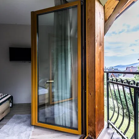 Wit Polana Sywarne Косцелиско